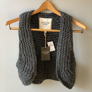 NWT Abercrombie Hand Knit Sweater Vest